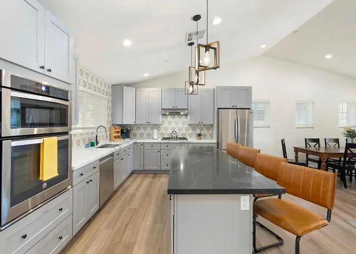 5 Min To Old Town, Pool, Putting Green, Bbq * Scottsdale