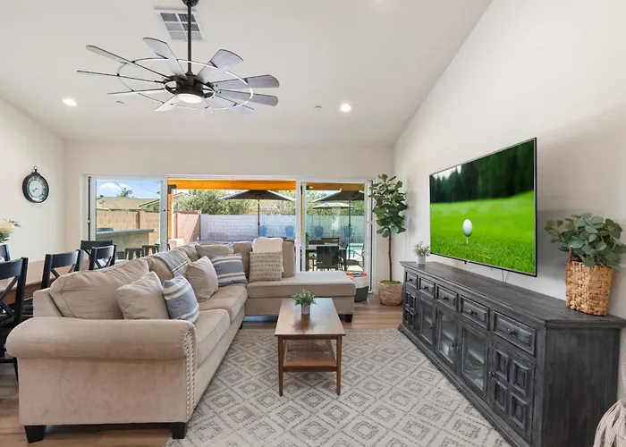5 Min To Old Town, Pool, Putting Green, Bbq Scottsdale