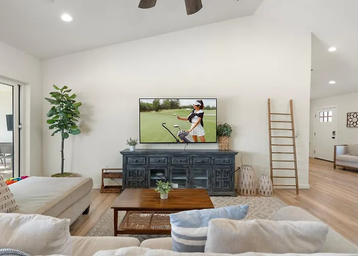 5 Min To Old Town, Pool, Putting Green, Bbq * Scottsdale